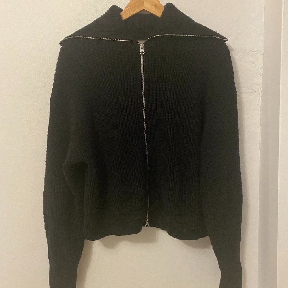 Everlane Chunky Cardigan in Black